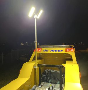 Telescopic Light Pole LUX 4.1.3 | Remote control